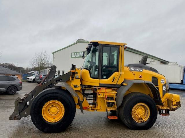 Volvo L 90 H MIETE / RENTAL - Kolový nakladač: obrázek 1 Volvo L 90 H MIETE / RENTAL - Kolový nakladač: obrázek 1