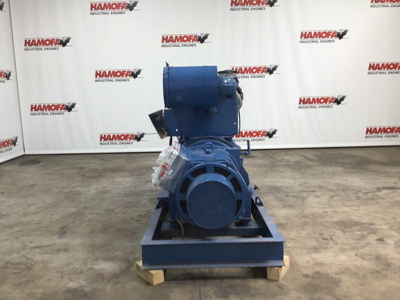 Cummins KTA19 GENERATOR 400 KVA USED - Elektrický generátor: obrázek 3 Cummins KTA19 GENERATOR 400 KVA USED - Elektrický generátor: obrázek 3