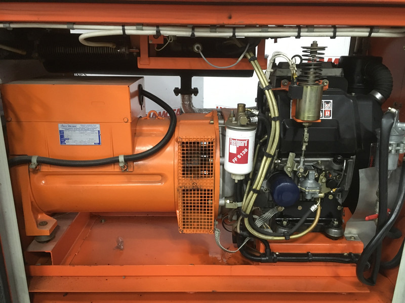 RUCCERINI MD190 GENERATOR 8 KVA USED - Elektrický generátor: obrázek 4 RUCCERINI MD190 GENERATOR 8 KVA USED - Elektrický generátor: obrázek 4