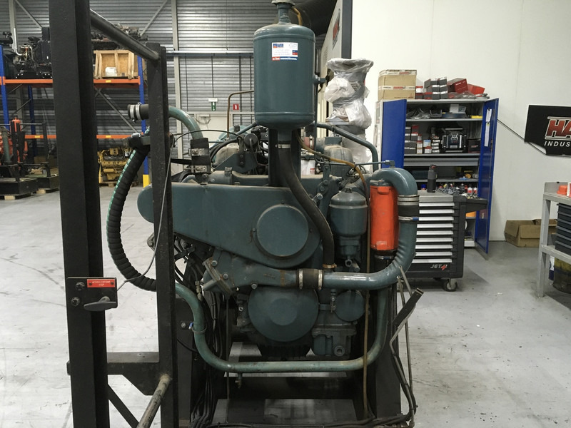 Scania DS14.02 USED - Stavební technika: obrázek 5 Scania DS14.02 USED - Stavební technika: obrázek 5