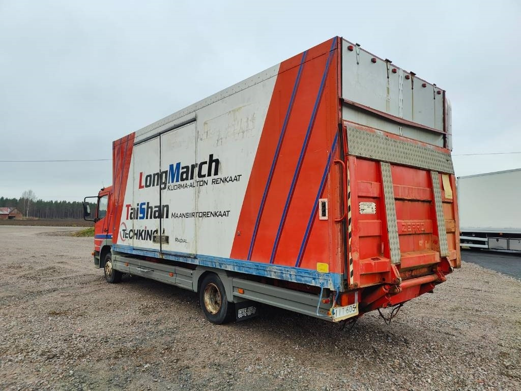 Mercedes-Benz Atego 1023 - Skříňový nákladní auto: obrázek 3 Mercedes-Benz Atego 1023 - Skříňový nákladní auto: obrázek 3