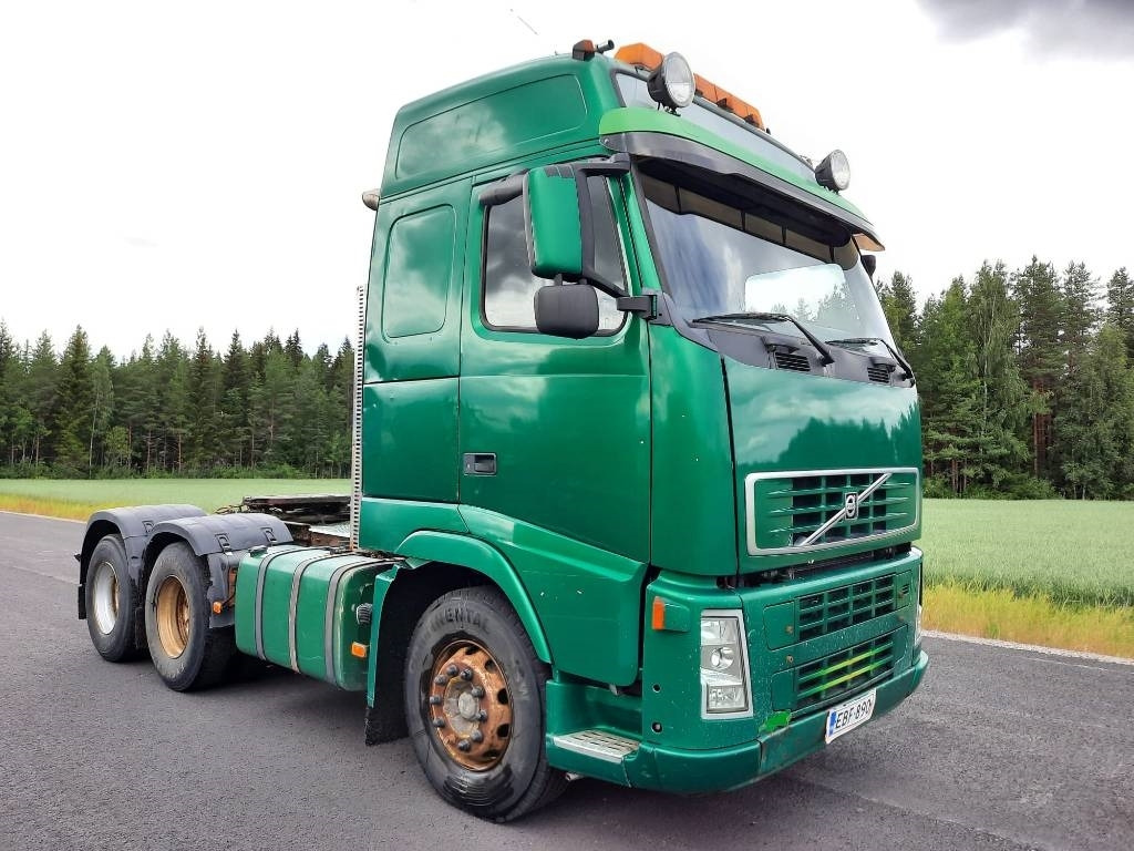 Volvo FH12 460 - Tahač: obrázek 2 Volvo FH12 460 - Tahač: obrázek 2