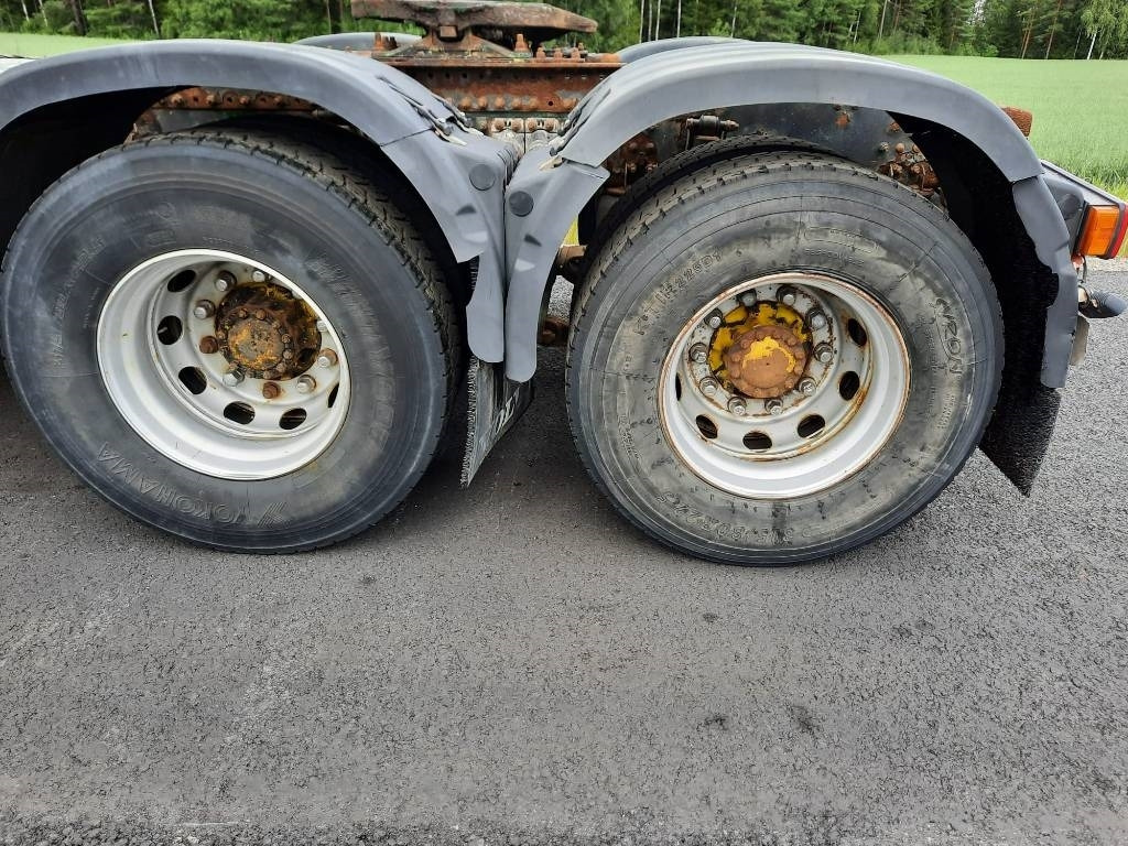 Volvo FH12 460 - Tahač: obrázek 5 Volvo FH12 460 - Tahač: obrázek 5