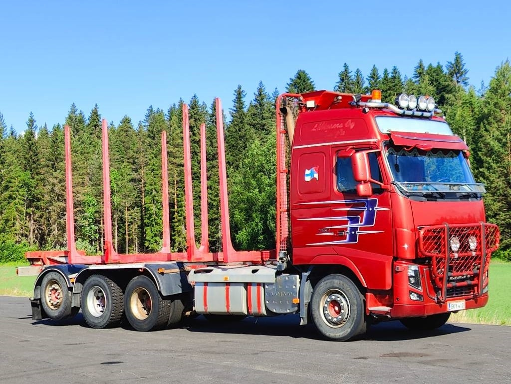 Volvo FH16 - Lesovůz: obrázek 2 Volvo FH16 - Lesovůz: obrázek 2