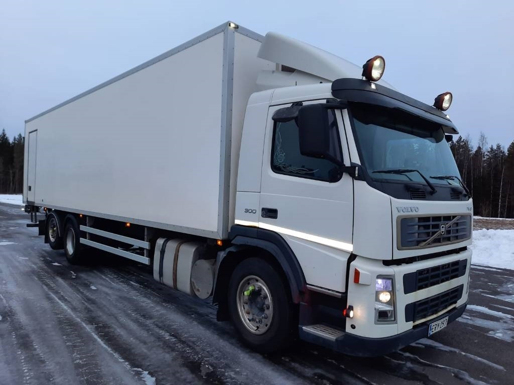 Volvo FM 9 300 - Skříňový nákladní auto: obrázek 2 Volvo FM 9 300 - Skříňový nákladní auto: obrázek 2