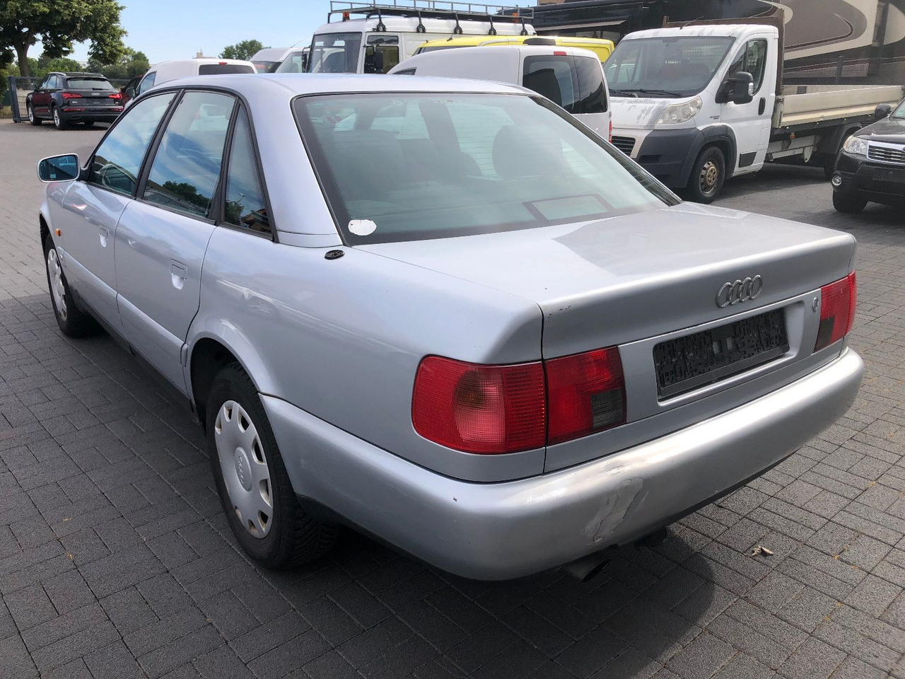 Audi A6 C4 1.8 Automatik - Sedan: obrázek 4 Audi A6 C4 1.8 Automatik - Sedan: obrázek 4