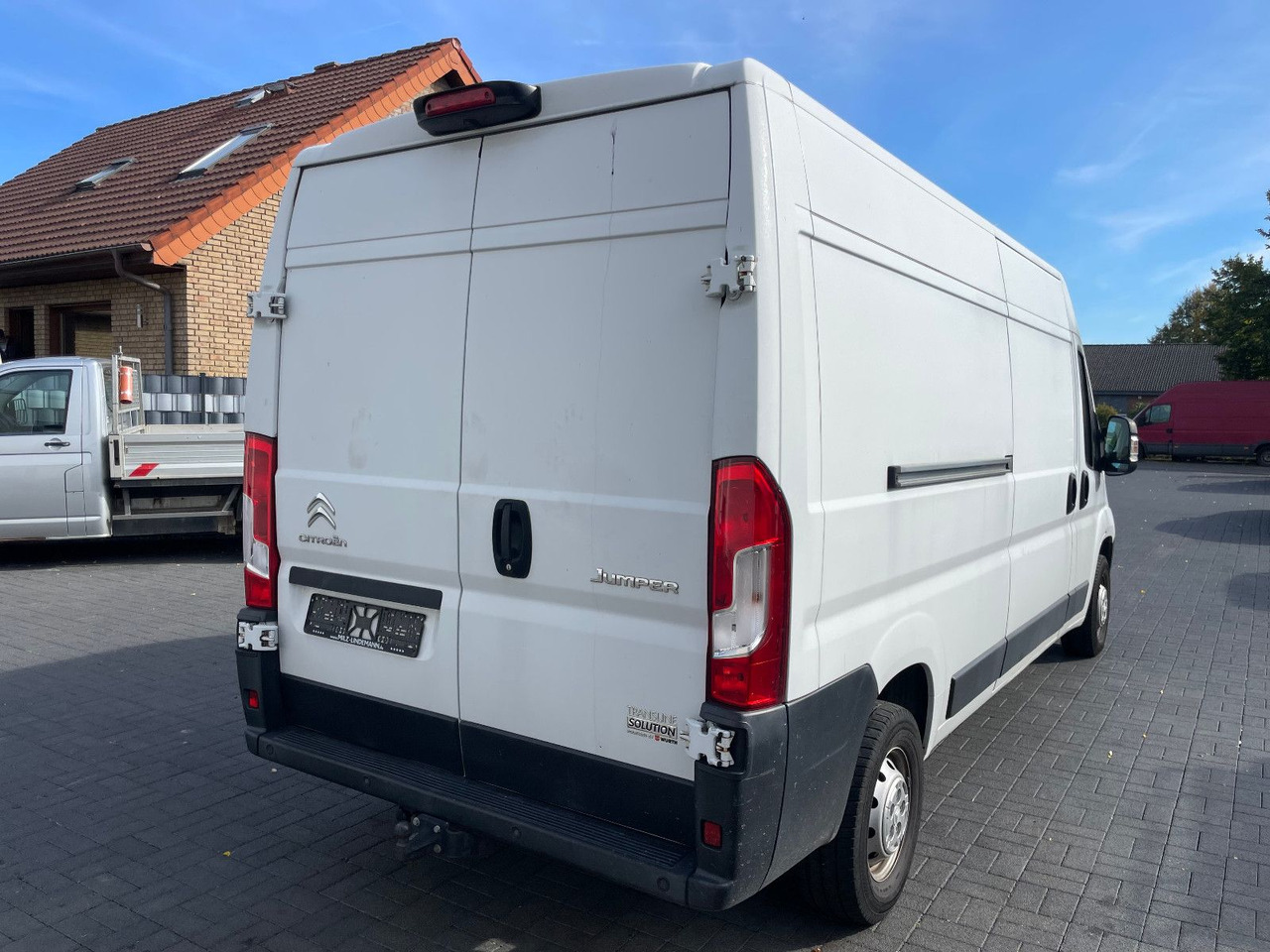 Citroën Jumper 35 L3H2 BlueHDi 165 - Furgon: obrázek 2 Citroën Jumper 35 L3H2 BlueHDi 165 - Furgon: obrázek 2