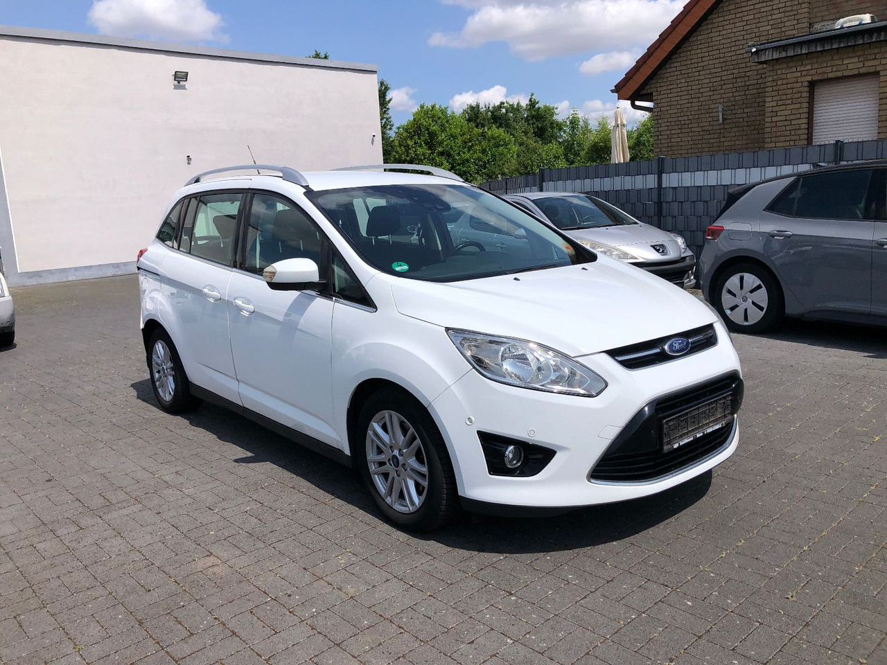 Ford Grand C-Max 2.0 TDCi Titanium - Mikrobus: obrázek 1 Ford Grand C-Max 2.0 TDCi Titanium - Mikrobus: obrázek 1