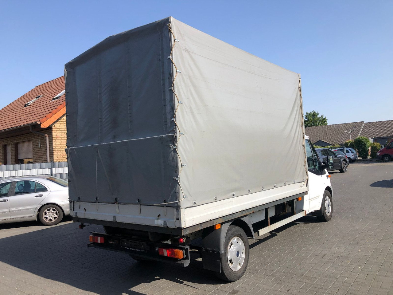 Plachtová dodávka Ford Transit  FT 350 L Einzelkabine: obrázek 9