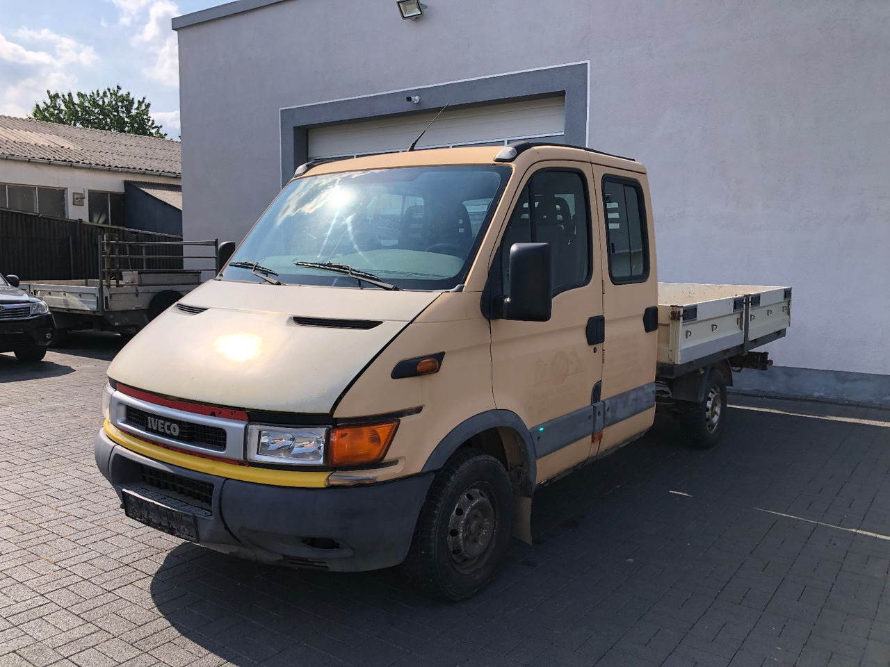 Iveco Daily 2.8 - 33 L 11 DoKa TÜV 3-2026 - Dodávka valník, Dodávka s dvojitou kabinou: obrázek 1 Iveco Daily 2.8 - 33 L 11 DoKa TÜV 3-2026 - Dodávka valník, Dodávka s dvojitou kabinou: obrázek 1