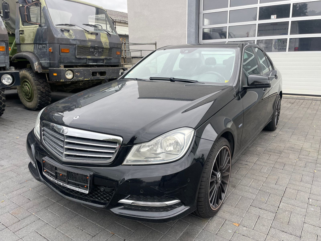 Mercedes-Benz C 180 C -Klasse Lim. C 180 CGI BlueEfficiency - Sedan: obrázek 3 Mercedes-Benz C 180 C -Klasse Lim. C 180 CGI BlueEfficiency - Sedan: obrázek 3