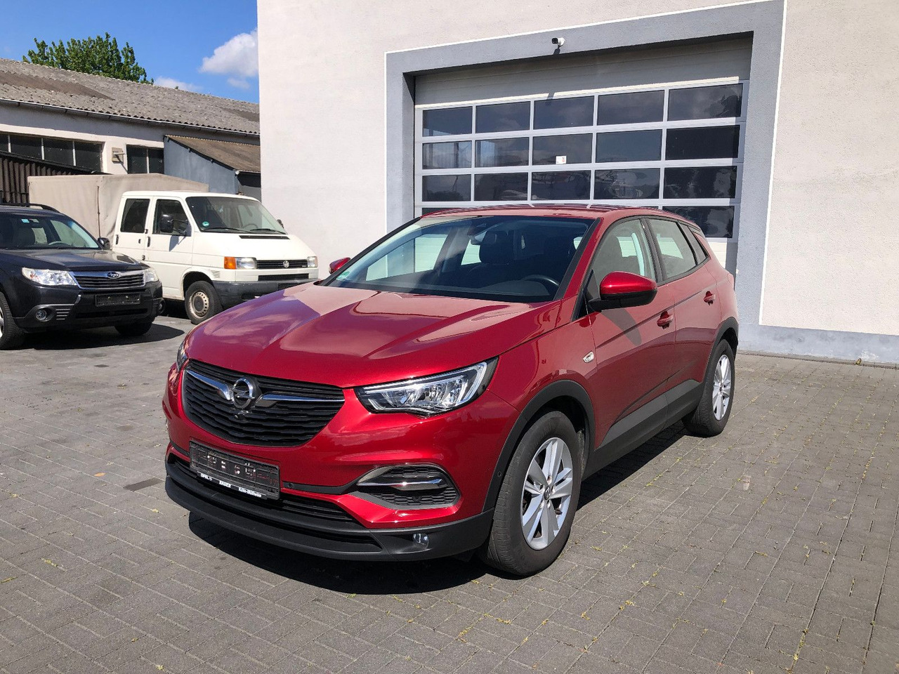 Opel Grandland (X) 1.5 D Automatik Business Edition - SUV: obrázek 1 Opel Grandland (X) 1.5 D Automatik Business Edition - SUV: obrázek 1