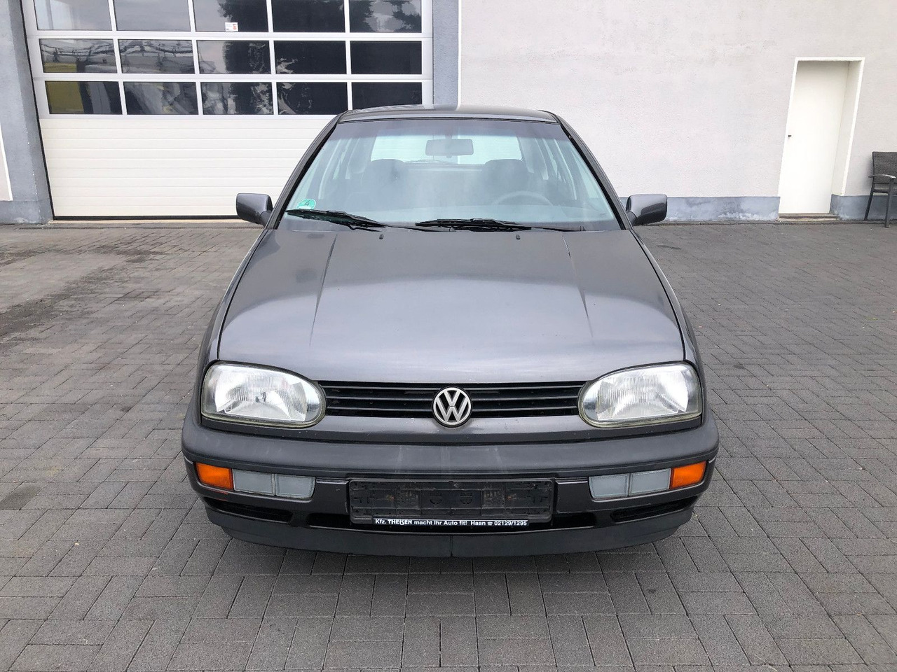 Volkswagen Golf 1.8 GL Klima - Sedan: obrázek 5 Volkswagen Golf 1.8 GL Klima - Sedan: obrázek 5