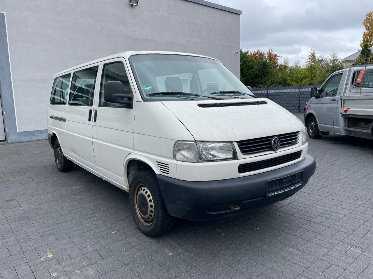 Volkswagen T4 Caravelle 2,5-l-Diesel TDI 75kW syncro lang - Mikrobus: obrázek 1 Volkswagen T4 Caravelle 2,5-l-Diesel TDI 75kW syncro lang - Mikrobus: obrázek 1
