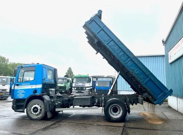 DAF 65.210 ATI 4x2 FULL STEEL KIPPER (EURO 2 / MANUAL GEARBOX / FULL STEEL SUSPENSION / P.T.O.) - Sklápěč: obrázek 5 DAF 65.210 ATI 4x2 FULL STEEL KIPPER (EURO 2 / MANUAL GEARBOX / FULL STEEL SUSPENSION / P.T.O.) - Sklápěč: obrázek 5