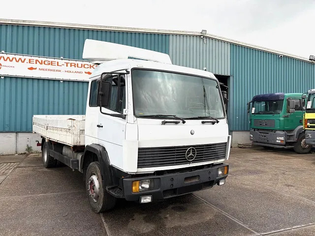 Mercedes-Benz 1117 K 6-CILINDER SLEEPERCAB (8 WHEEL NUTS / FULL STEEL SUSPENSION / MANUAL GEARBOX) - Nákladní automobil valníkový/ Plošinový: obrázek 2 Mercedes-Benz 1117 K 6-CILINDER SLEEPERCAB (8 WHEEL NUTS / FULL STEEL SUSPENSION / MANUAL GEARBOX) - Nákladní automobil valníkový/ Plošinový: obrázek 2