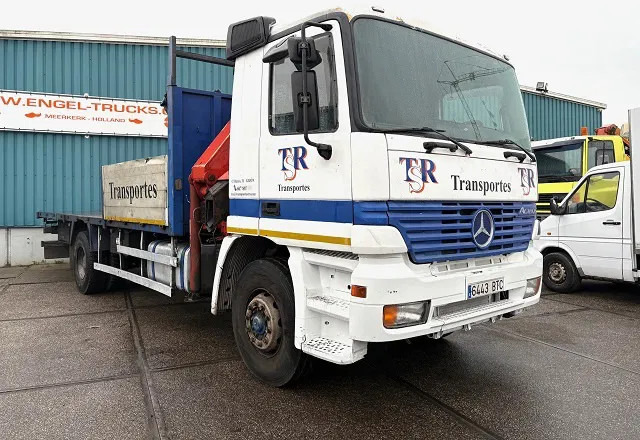 Mercedes-Benz Actros 2031 K WITH PALFINGER PK1101 CRANE (MANUAL GEARBOX / FULL STEEL SUSPENSION / REDUCTION AXLE / REMOTE CONTROL) - Auto s hydraulickou rukou: obrázek 2 Mercedes-Benz Actros 2031 K WITH PALFINGER PK1101 CRANE (MANUAL GEARBOX / FULL STEEL SUSPENSION / REDUCTION AXLE / REMOTE CONTROL) - Auto s hydraulickou rukou: obrázek 2