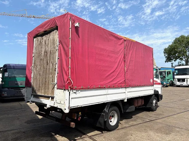 Mercedes-Benz LK 814 K 6-CILINDER FULL STEEL WITH TENT BOX / CATTLE BOX (MANUAL GEARBOX / FULL STEEL SUSPENSION) - Plachtový nákladní auto: obrázek 3 Mercedes-Benz LK 814 K 6-CILINDER FULL STEEL WITH TENT BOX / CATTLE BOX (MANUAL GEARBOX / FULL STEEL SUSPENSION) - Plachtový nákladní auto: obrázek 3