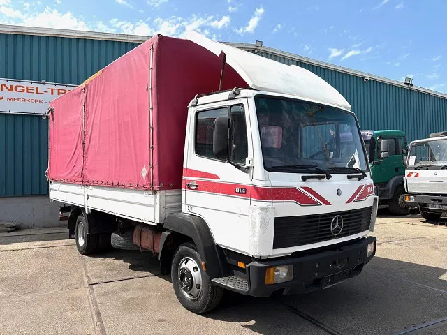 Mercedes-Benz LK 814 K 6-CILINDER FULL STEEL WITH TENT BOX / CATTLE BOX (MANUAL GEARBOX / FULL STEEL SUSPENSION) - Plachtový nákladní auto: obrázek 2 Mercedes-Benz LK 814 K 6-CILINDER FULL STEEL WITH TENT BOX / CATTLE BOX (MANUAL GEARBOX / FULL STEEL SUSPENSION) - Plachtový nákladní auto: obrázek 2
