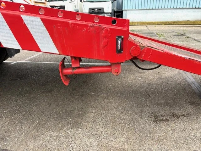 Přepravník automobilů Mercedes-Benz LK 814 RECOVERY TRUCK / CAR-MACHINE TRANSPORTER (6-CILINDER / MANUAL GEARBOX / FULL STEEL SUSPENSION / WINCH / HYDRAULIC RAMPS): obrázek 10