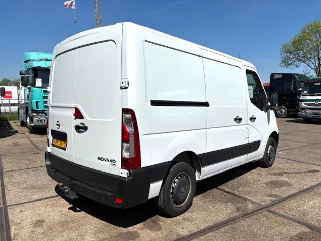 Opel Movano T3300 2.4CDTI L1H1 (EURO 6 / 6 GEARS MANUAL GEARBOX / AIRCONDITIONING / APPLE CARPLAY / REAR VIEW CAMERA / ETC) - Malá dodávka: obrázek 3 Opel Movano T3300 2.4CDTI L1H1 (EURO 6 / 6 GEARS MANUAL GEARBOX / AIRCONDITIONING / APPLE CARPLAY / REAR VIEW CAMERA / ETC) - Malá dodávka: obrázek 3