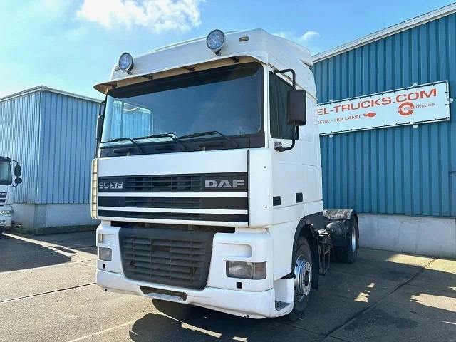 DAF 95.380 XF SPACECAB (EURO 2 / ZF16 MANUAL GEARBOX / D.E.B. ENGINE BRAKE / AIRCONDITIONING) - Tahač: obrázek 1 DAF 95.380 XF SPACECAB (EURO 2 / ZF16 MANUAL GEARBOX / D.E.B. ENGINE BRAKE / AIRCONDITIONING) - Tahač: obrázek 1