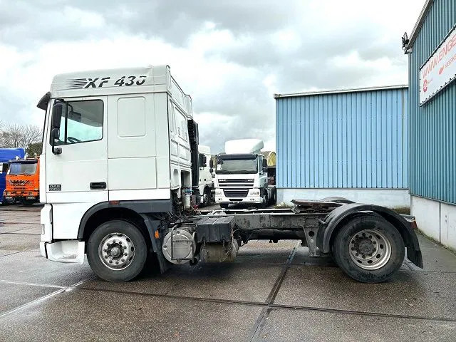 DAF 95.430 XF SPACECAB (EURO 3 / ZF16 MANUAL GEARBOX / ZF-INTARDER / AIRCONDITIONING) - Tahač: obrázek 5 DAF 95.430 XF SPACECAB (EURO 3 / ZF16 MANUAL GEARBOX / ZF-INTARDER / AIRCONDITIONING) - Tahač: obrázek 5