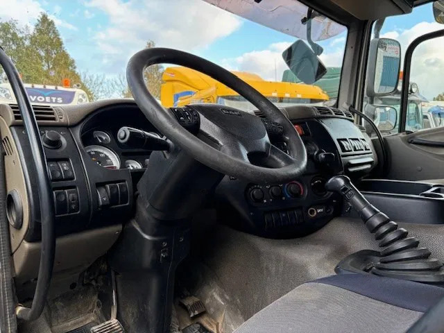 DAF CF 85.410 4x2 SLEEPERCAB (ZF16 MANUAL GEARBOX / EURO 5 / AIRCONDITIONING) leasing DAF CF 85.410 4x2 SLEEPERCAB (ZF16 MANUAL GEARBOX / EURO 5 / AIRCONDITIONING): obrázek 7