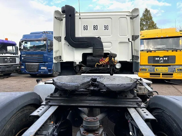DAF CF 85.410 4x2 SLEEPERCAB (ZF16 MANUAL GEARBOX / EURO 5 / AIRCONDITIONING) leasing DAF CF 85.410 4x2 SLEEPERCAB (ZF16 MANUAL GEARBOX / EURO 5 / AIRCONDITIONING): obrázek 11