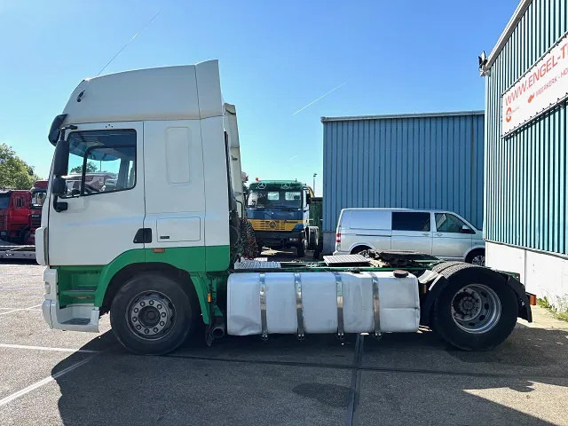 DAF CF 85.410 SPACECAB 4x2 (ZF16 MANUAL GEARBOX / MX-BRAKE / 995 LITER DIESELTANK / AIRCONDITIONING / FRIDGE UNTHER BED) - Tahač: obrázek 5 DAF CF 85.410 SPACECAB 4x2 (ZF16 MANUAL GEARBOX / MX-BRAKE / 995 LITER DIESELTANK / AIRCONDITIONING / FRIDGE UNTHER BED) - Tahač: obrázek 5