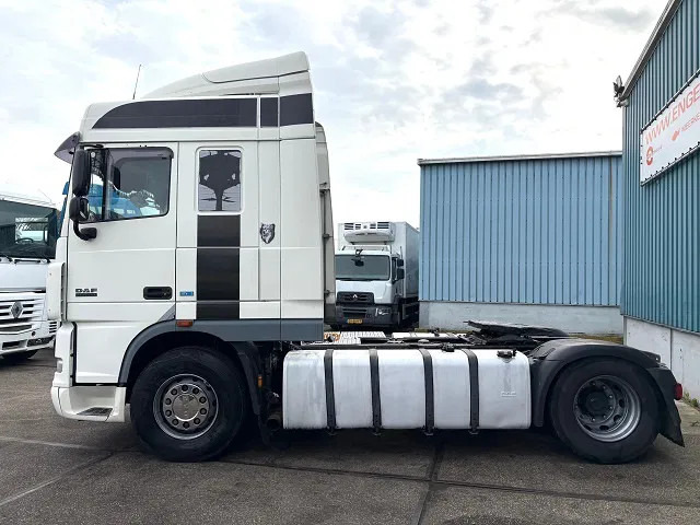 DAF XF 105.460 ATE SPACECAB (EURO 5 / ZF16 MANUAL GEARBOX / 995+500 LITER DIESELTANK / FRIDGE UNDER BED / ETC.) - Tahač: obrázek 5 DAF XF 105.460 ATE SPACECAB (EURO 5 / ZF16 MANUAL GEARBOX / 995+500 LITER DIESELTANK / FRIDGE UNDER BED / ETC.) - Tahač: obrázek 5