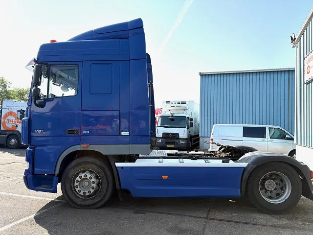 DAF XF 105.460 ATE SPACECAB (ZF16 MANUAL GEARBOX / HYDRAULIC KIT / P.T.O. / ADR-VLG / FULL SPOILERSET / FRIDGE) - Tahač: obrázek 5 DAF XF 105.460 ATE SPACECAB (ZF16 MANUAL GEARBOX / HYDRAULIC KIT / P.T.O. / ADR-VLG / FULL SPOILERSET / FRIDGE) - Tahač: obrázek 5