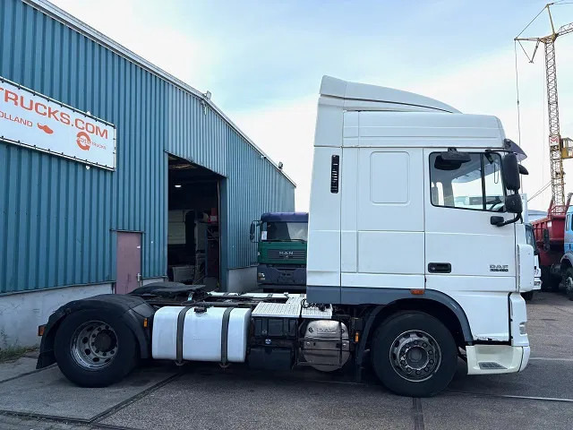 DAF XF 105.460 SPACECAB (ZF-MANUAL GEARBOX / 2x DIESELTANK / MX-ENGINE BRAKE / AIRCONDITIONING / FRIDGE / ETC.) - Tahač: obrázek 3 DAF XF 105.460 SPACECAB (ZF-MANUAL GEARBOX / 2x DIESELTANK / MX-ENGINE BRAKE / AIRCONDITIONING / FRIDGE / ETC.) - Tahač: obrázek 3