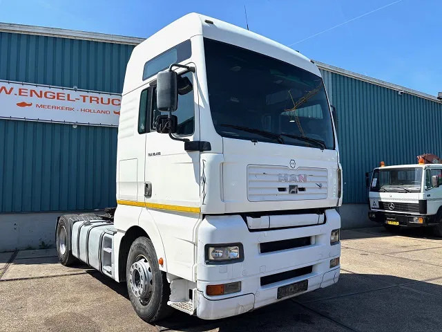 MAN TGA 18.410 FLS XXL (6-CILINDER HEADS / ZF16 MANUAL GEARBOX / ZF-INTARDER / HYDRAULIC KIT / P.T.O. / AIRCONDITIONING) - Tahač: obrázek 2 MAN TGA 18.410 FLS XXL (6-CILINDER HEADS / ZF16 MANUAL GEARBOX / ZF-INTARDER / HYDRAULIC KIT / P.T.O. / AIRCONDITIONING) - Tahač: obrázek 2