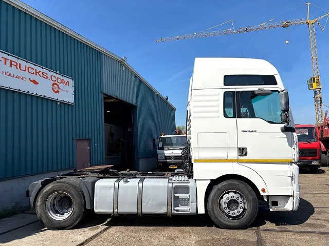 MAN TGA 18.410 FLS XXL (6-CILINDER HEADS / ZF16 MANUAL GEARBOX / ZF-INTARDER / HYDRAULIC KIT / P.T.O. / AIRCONDITIONING) - Tahač: obrázek 4 MAN TGA 18.410 FLS XXL (6-CILINDER HEADS / ZF16 MANUAL GEARBOX / ZF-INTARDER / HYDRAULIC KIT / P.T.O. / AIRCONDITIONING) - Tahač: obrázek 4