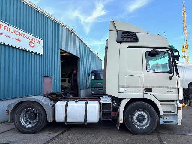 Mercedes-Benz Actros 1846 LS (MP2) (EPS WITH CLUTCH (3 PEDALS) / RETARDER / AIRCONDITIONING / ETC) - Tahač: obrázek 4 Mercedes-Benz Actros 1846 LS (MP2) (EPS WITH CLUTCH (3 PEDALS) / RETARDER / AIRCONDITIONING / ETC) - Tahač: obrázek 4
