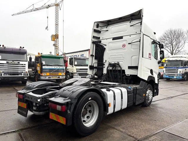 Renault T460 HIGH (EURO 6 / I-SHIFT / HYDRAULIC SYSTEM / VBI-BRAKE / P.T.O. / 2x DIESELTANK / ETC.) - Tahač: obrázek 3 Renault T460 HIGH (EURO 6 / I-SHIFT / HYDRAULIC SYSTEM / VBI-BRAKE / P.T.O. / 2x DIESELTANK / ETC.) - Tahač: obrázek 3