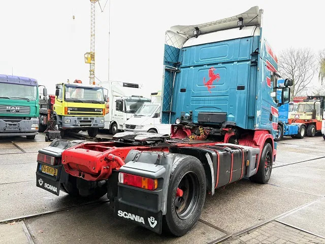 Scania R164-580 V8 TOPLINE COLLECTORS ITEM!! / APK 10-2026!! (12+2 MANUAL GEARBOX / RETARDER / AIRCONDITIONING / 2x TANK / ETC.) - Tahač: obrázek 3 Scania R164-580 V8 TOPLINE COLLECTORS ITEM!! / APK 10-2026!! (12+2 MANUAL GEARBOX / RETARDER / AIRCONDITIONING / 2x TANK / ETC.) - Tahač: obrázek 3