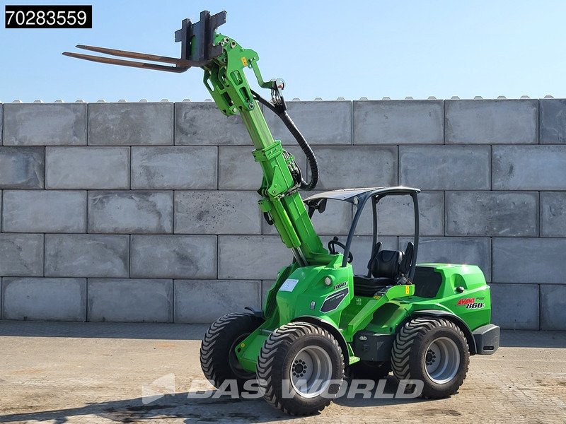 Avant M860i ATTACHMENTS INCLUDED - Kolový nakladač: obrázek 3 Avant M860i ATTACHMENTS INCLUDED - Kolový nakladač: obrázek 3