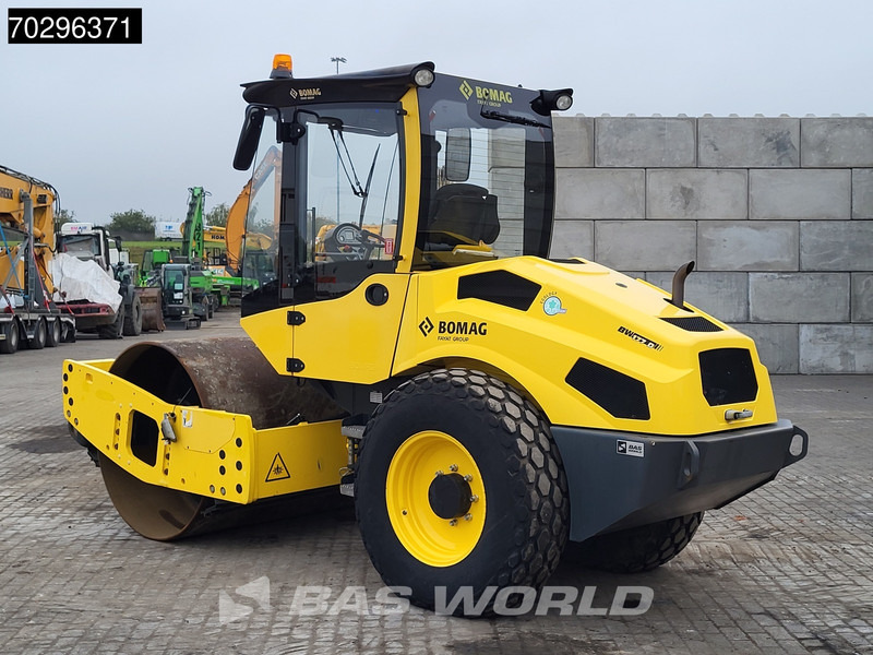 Bomag BW177 D-5 A/C - Válec: obrázek 3 Bomag BW177 D-5 A/C - Válec: obrázek 3