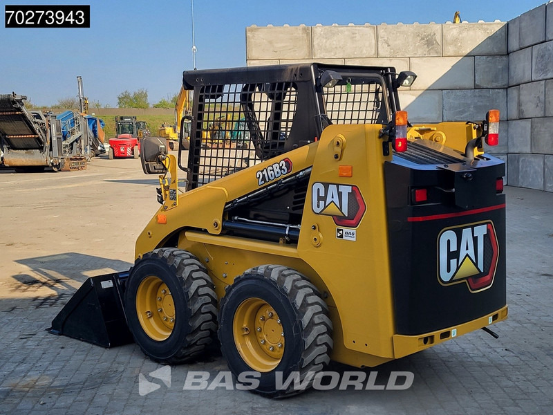 Caterpillar 216 B3 - Smykový nakladač: obrázek 3 Caterpillar 216 B3 - Smykový nakladač: obrázek 3