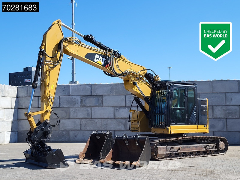 Caterpillar 325 F L 3 BUCKETS - VA BOOM - Pásové rýpadlo: obrázek 1 Caterpillar 325 F L 3 BUCKETS - VA BOOM - Pásové rýpadlo: obrázek 1