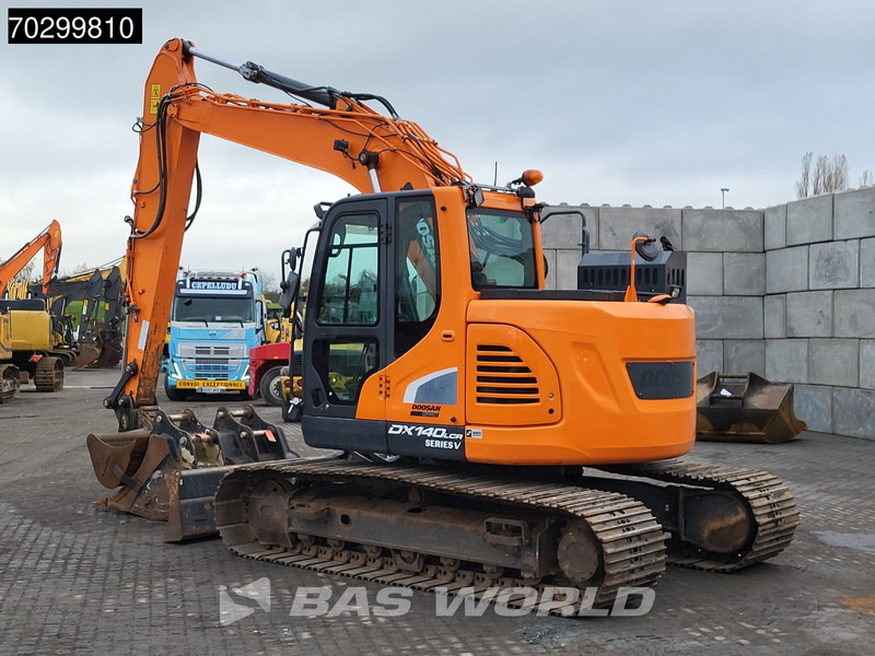 Doosan DX140 LCR-5 BLADE - 3 BUCKETS - Pásové rýpadlo: obrázek 2 Doosan DX140 LCR-5 BLADE - 3 BUCKETS - Pásové rýpadlo: obrázek 2