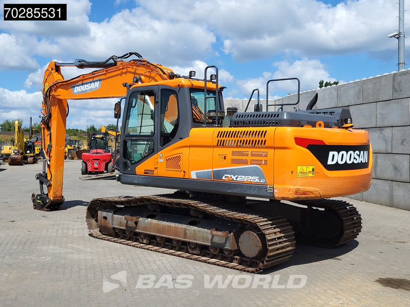 Doosan DX225 LC-5 3 BUCKETS - Pásové rýpadlo: obrázek 3 Doosan DX225 LC-5 3 BUCKETS - Pásové rýpadlo: obrázek 3