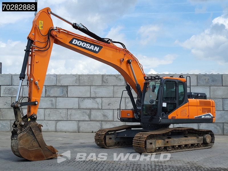 Doosan DX225 LC-7 4 BUCKETS - Pásové rýpadlo: obrázek 2 Doosan DX225 LC-7 4 BUCKETS - Pásové rýpadlo: obrázek 2