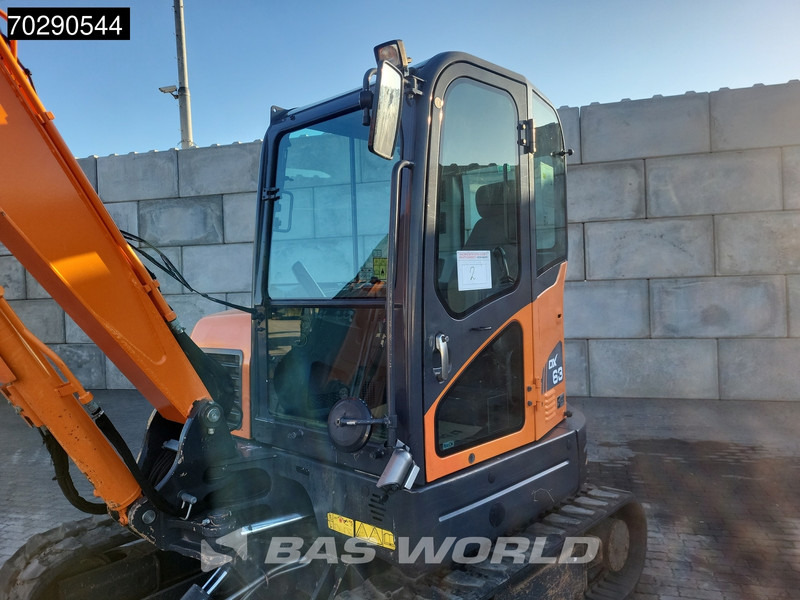 Mini rýpadlo Doosan DX63-3: obrázek 6
