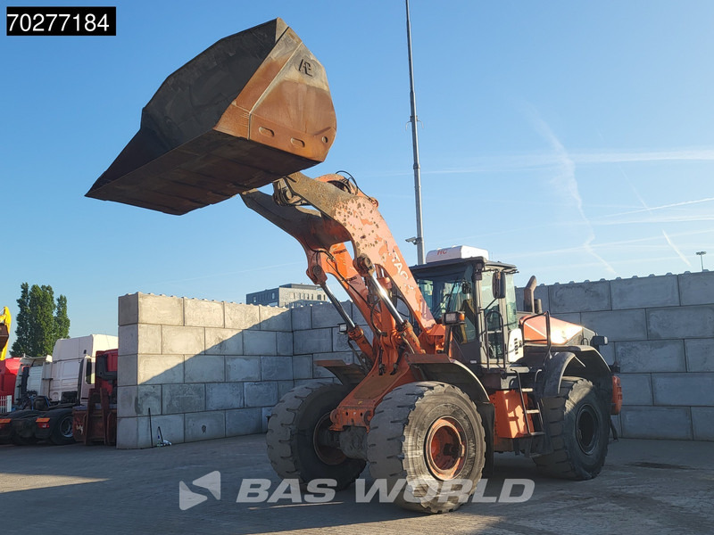 Hitachi ZW130-6 - Kolový nakladač: obrázek 2 Hitachi ZW130-6 - Kolový nakladač: obrázek 2