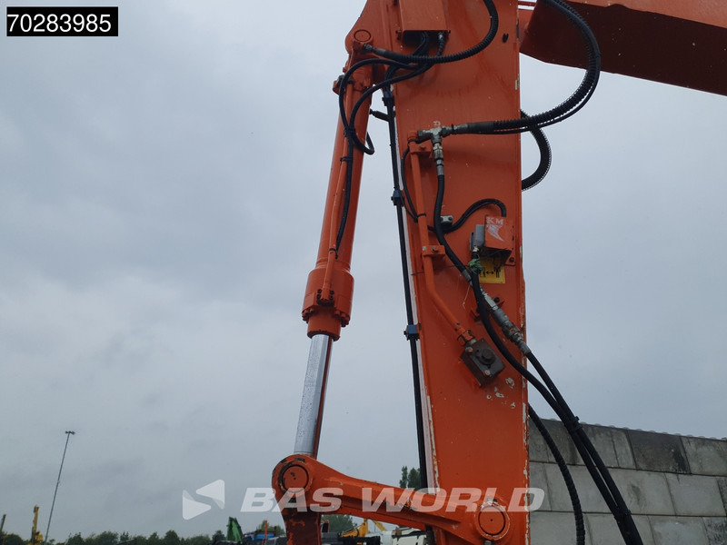 Kolesové rýpadlo Hitachi ZX140W -3 OUTRIGGERS - ROTOTILT: obrázek 9
