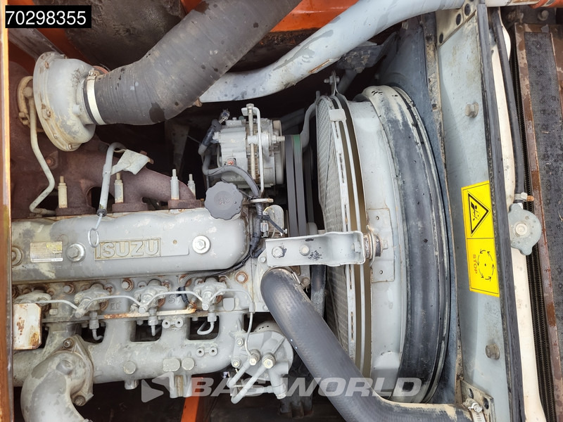 Pásové rýpadlo Hitachi ZX225 USR: obrázek 19