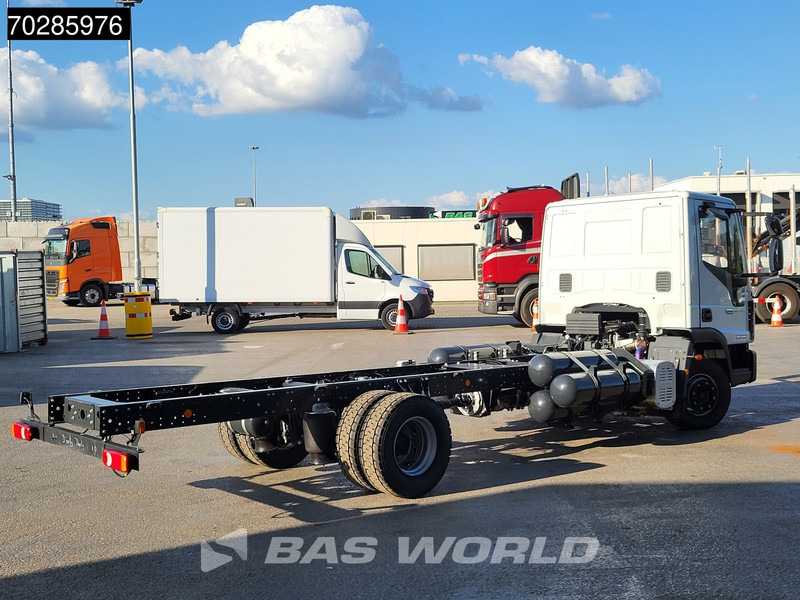 Iveco 120-210L 4X2 NEW 12tons chassis! CNG Engine Manual TELMA Retarder Euro 6 - Podvozek s kabinou: obrázek 5 Iveco 120-210L 4X2 NEW 12tons chassis! CNG Engine Manual TELMA Retarder Euro 6 - Podvozek s kabinou: obrázek 5